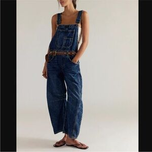 We The Free Good Luck Barrel Overalls size Large / Deep End ( dark blue denim)